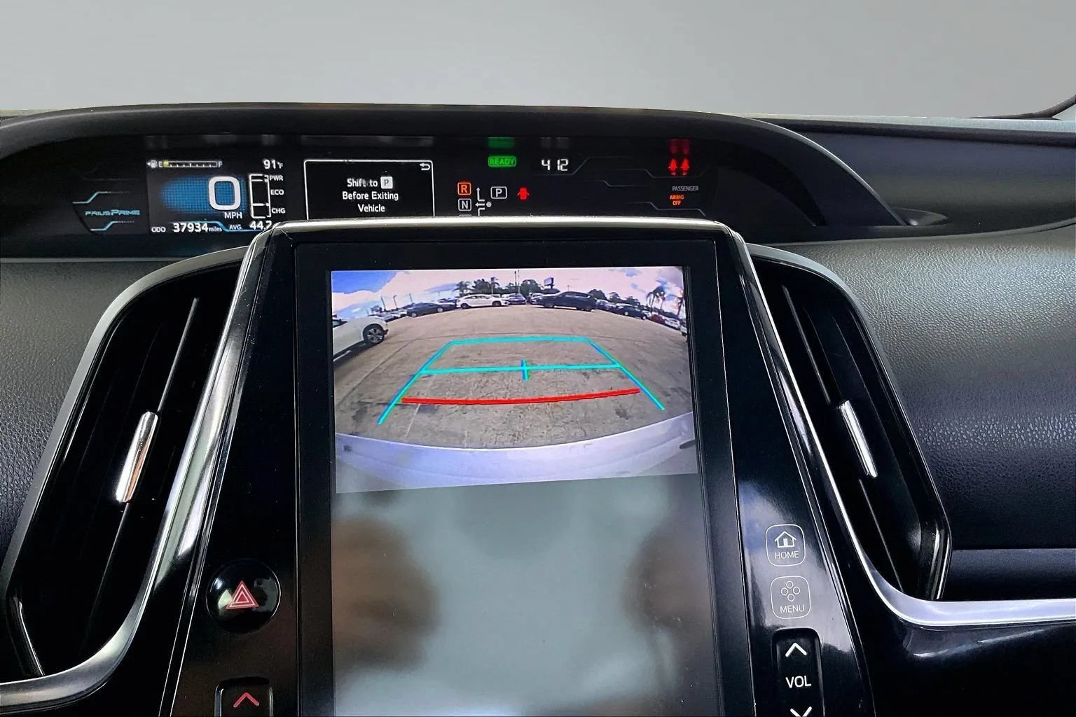 Used 2018 Toyota Prius Prime Premium FWD image 13