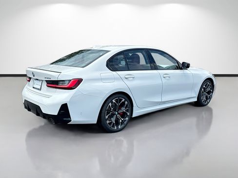 New 2026 BMW 330i Sedan w/ M Sport Package RWD image 3