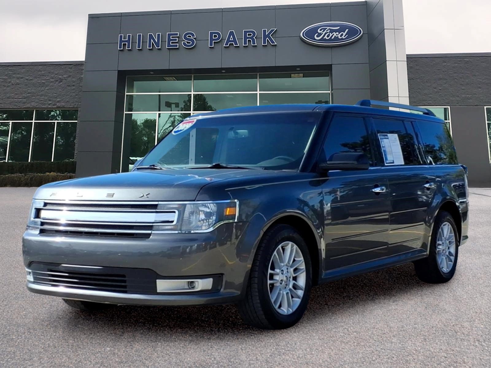 Used 2019 Ford Flex SEL w/ Class III Trailer Tow Package FWD image 3