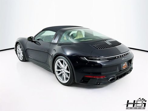 Used 2021 Porsche 911 Targa 4S AWD/4WD image 8