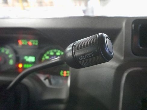 Used 2011 Ford E-350 and Econoline 350 Super Duty w/ Insulation Pkg image 17