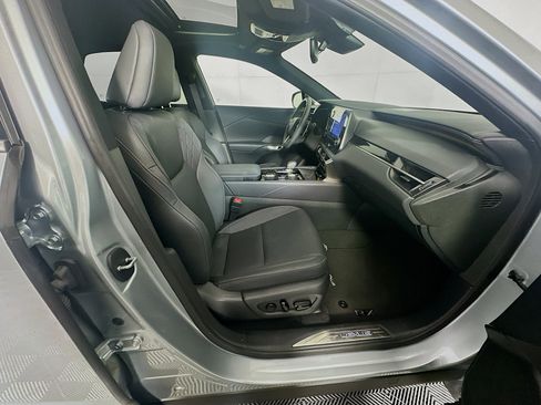Used 2023 Lexus RX 350 FWD w/ Cold Area Package image 34