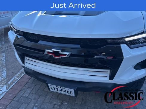 Used 2024 Chevrolet Colorado ZR2 w/ ZR2 Convenience Package III image 27