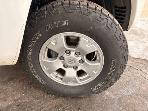 Used 2013 Toyota Tacoma 4x4 Double Cab w/ SR5 Pkg image 37