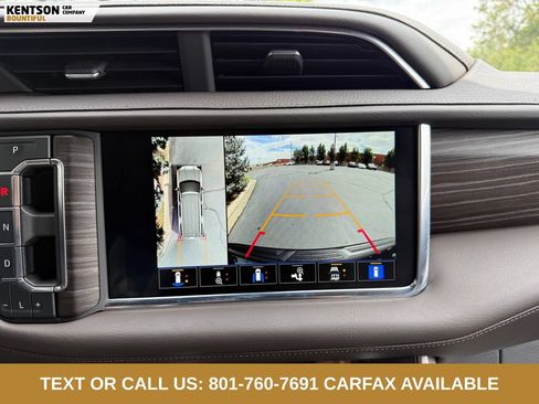 Used 2022 GMC Yukon Denali w/ Denali Ultimate Package AWD/4WD image 25