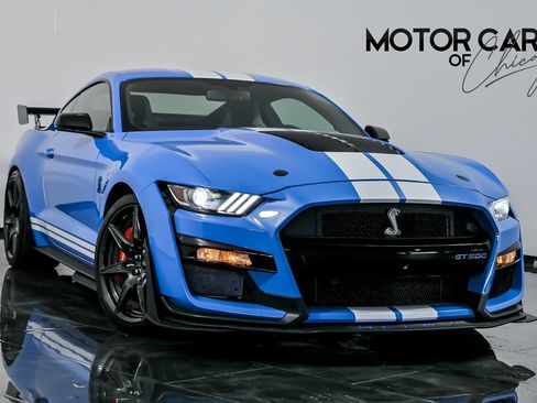 Used 2022 Ford Mustang Shelby GT500 w/ Carbon Fiber Track Pack image 1