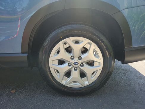 Used 2023 Subaru Forester AWD/4WD image 30