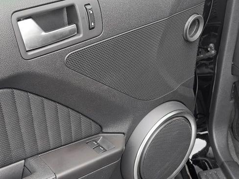 Used 2012 Ford Mustang Shelby GT500 w/ SVT Performance Pkg image 10