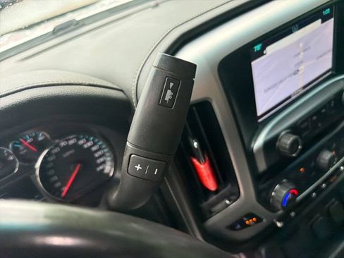 Used 2018 GMC Sierra 1500 SLT w/ SLT Preferred Package AWD/4WD image 26