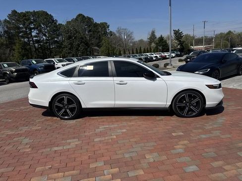 Used 2023 Honda Accord Sport image 16