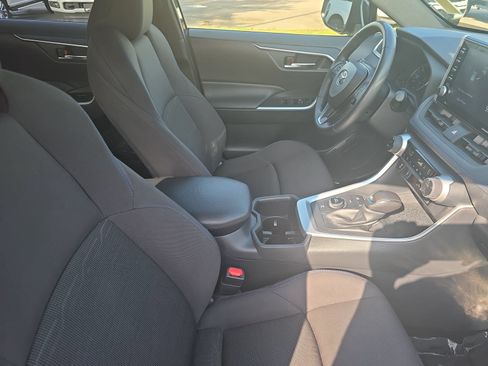 Used 2022 Toyota RAV4 SE w/ Convenience Package AWD/4WD image 10