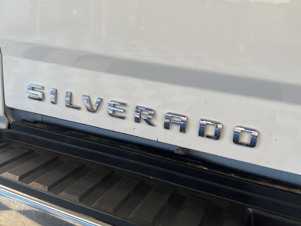 Used 2019 Chevrolet Silverado 2500 LT AWD/4WD image 16