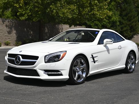 Used 2013 Mercedes-Benz SL 550 image 1