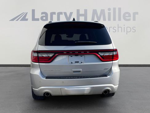 Used 2024 Dodge Durango GT RWD image 4