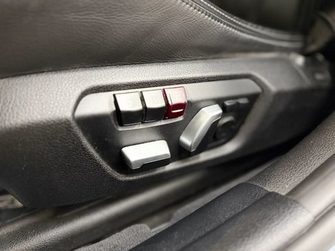 Used 2016 BMW M3 RWD image 19