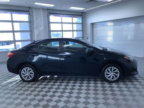 Used 2019 Toyota Corolla LE image 34