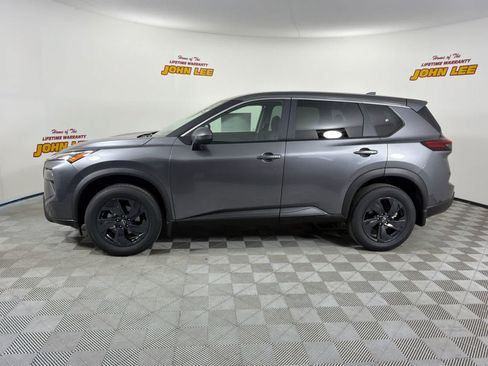 New 2026 Nissan Rogue SV FWD image 2