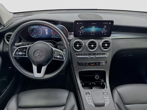 Used 2021 Mercedes-Benz GLC 300 image 14