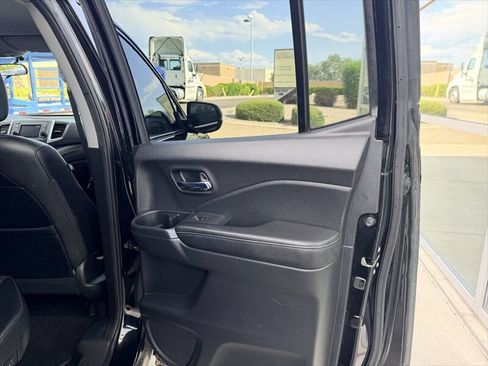 Used 2017 Honda Ridgeline RTL image 19