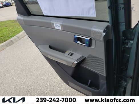 New 2027 Kia Seltos S FWD image 13