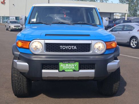 Used 2007 Toyota FJ Cruiser 4WD image 10