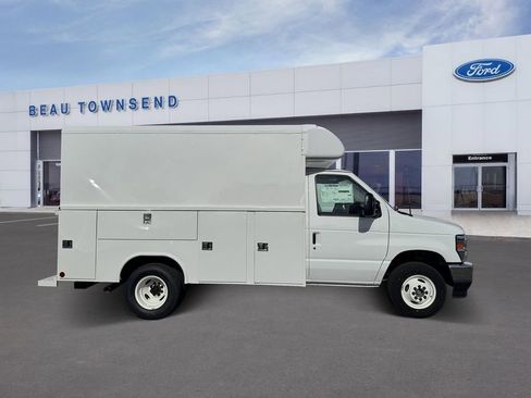 New 2025 Ford E-350 and Econoline 350 Super Duty w/ Power Equipment Group image 2