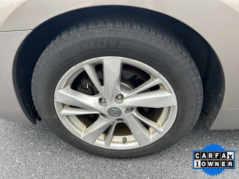 Used 2013 Nissan Altima 2.5 SL w/ Technology Pkg image 11