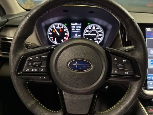 Certified 2025 Subaru Outback Onyx Edition AWD/4WD image 40