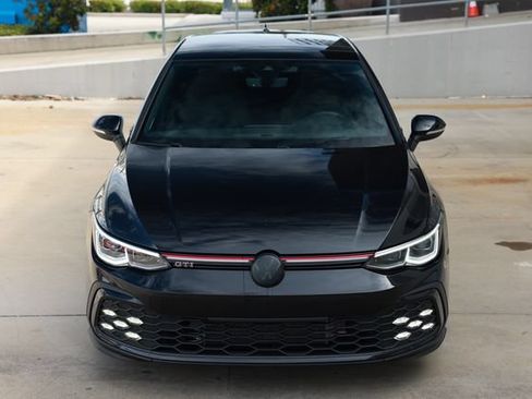 Used 2022 Volkswagen GTI SE FWD image 20