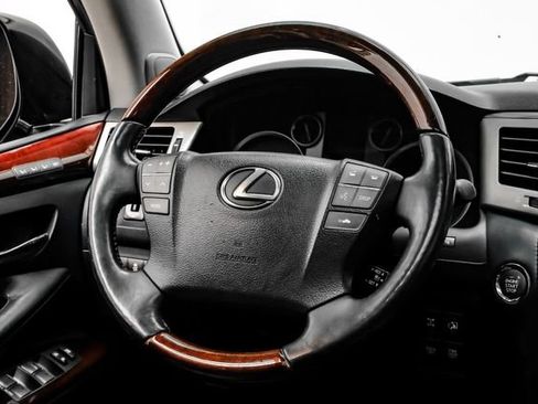 Used 2014 Lexus LX 570 4WD image 20