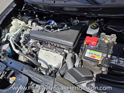 Used 2017 Nissan Rogue S AWD/4WD image 19