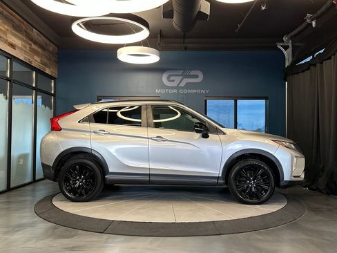 Used 2019 Mitsubishi Eclipse Cross LE AWD/4WD image 2