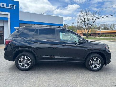 Used 2022 Honda Passport TrailSport image 13