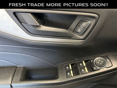 Used 2022 Ford Escape SE w/ Convenience Package FWD image 21