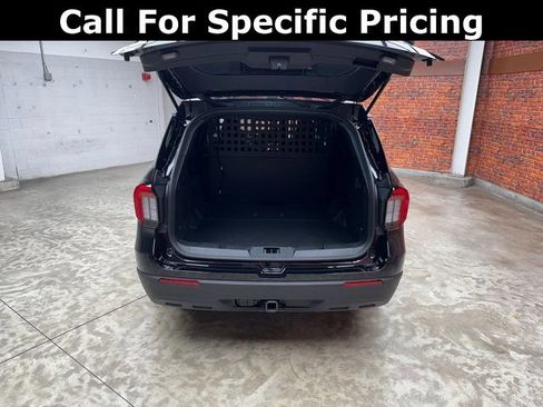 New 2025 Ford Explorer Base image 23