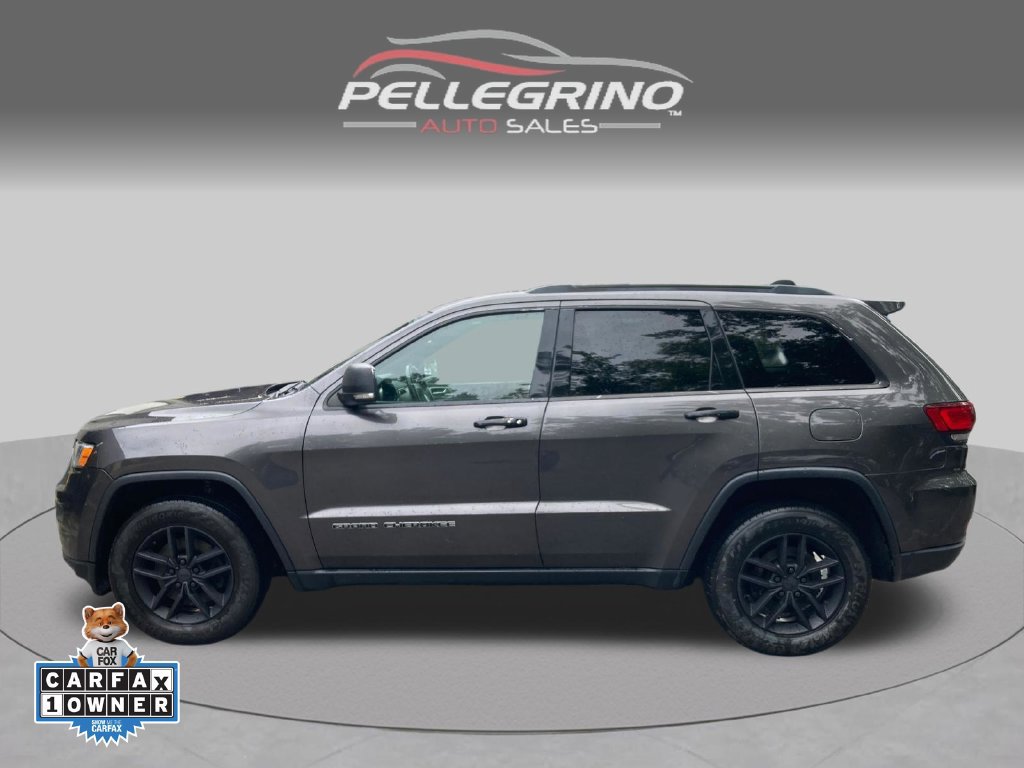 Used 2021 Jeep Grand Cherokee Limited AWD/4WD image 3