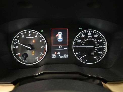 Used 2021 Subaru Outback Premium AWD/4WD image 6
