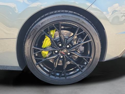Used 2023 Chevrolet Corvette Stingray Convertible w/ Z51 Performance Package RWD image 30