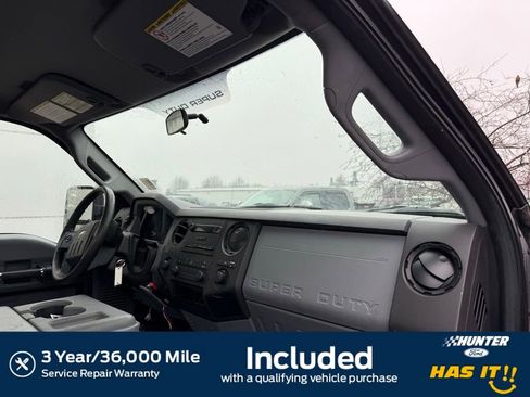 Used 2014 Ford F250 XL w/ Power Equipment Group image 4