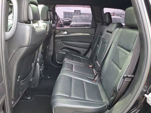 Used 2019 Jeep Grand Cherokee Overland image 10
