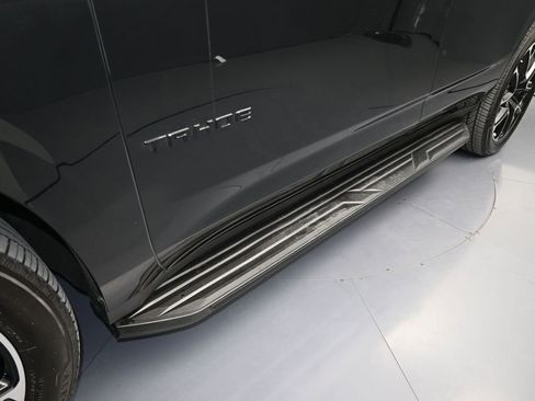 Used 2025 Chevrolet Tahoe RST w/ RST Capability Package image 41