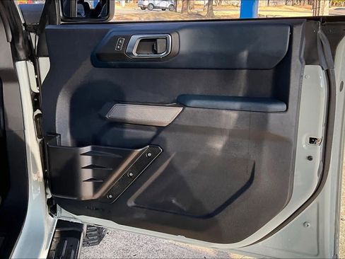 Used 2022 Ford Bronco Outer Banks w/ Sasquatch Package image 22