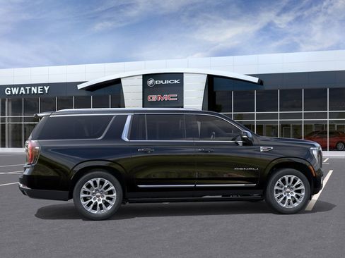 New 2026 GMC Yukon XL Denali image 5
