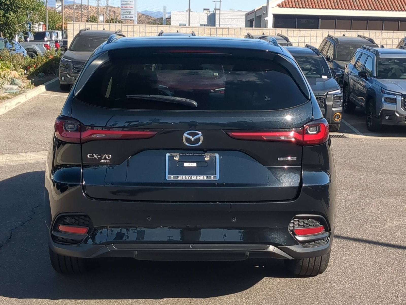 Used 2025 MAZDA CX-70 3.3 Turbo w/ Preferred Package AWD/4WD image 4