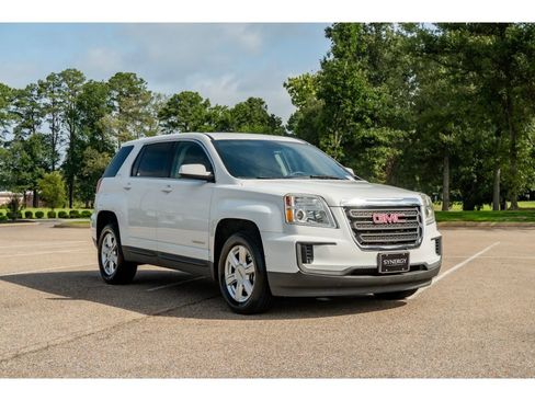Used 2016 GMC Terrain SLE FWD image 3