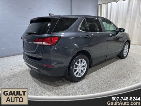 Used 2023 Chevrolet Equinox LT FWD image 3