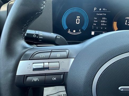 Certified 2025 Hyundai Kona SEL AWD/4WD image 16