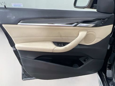 Used 2018 BMW X1 xDrive28i AWD/4WD image 32