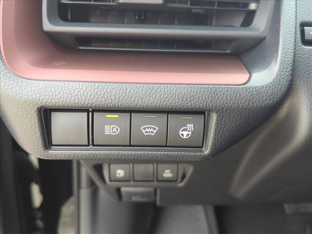 New 2027 Toyota Prius Plug-In Hybrid FWD image 11