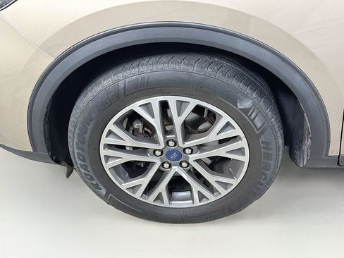 Used 2021 Ford Escape SEL image 29